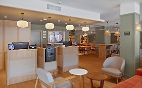 B&B Hotel Donostia Aeropuerto